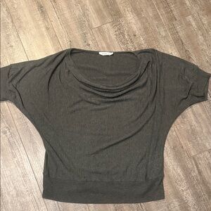 🍀Ricki's Charcoal Tunic with Draped Neck